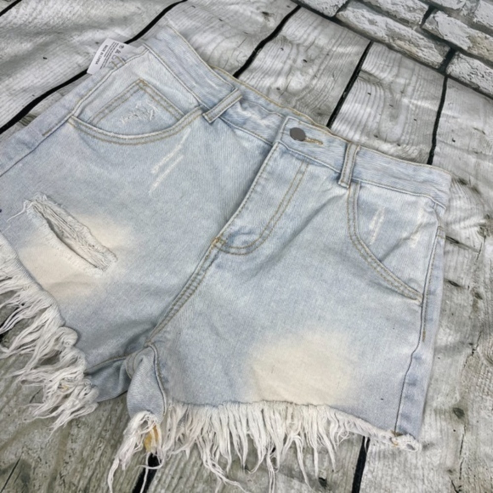 BELLE DE JOUR Light Blue Cutoff Shorts Medium - Picture 5 of 13